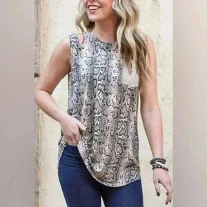 💥🆕 TAKE THE EDGE OFF SNAKESKIN TANK HOLLOW OUT TOP XL 🆕